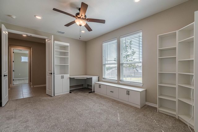 112 Diving Crest CV 103, San Marcos, TX 78666