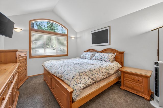 3534 NW McCready Drive, Bend, OR 97703