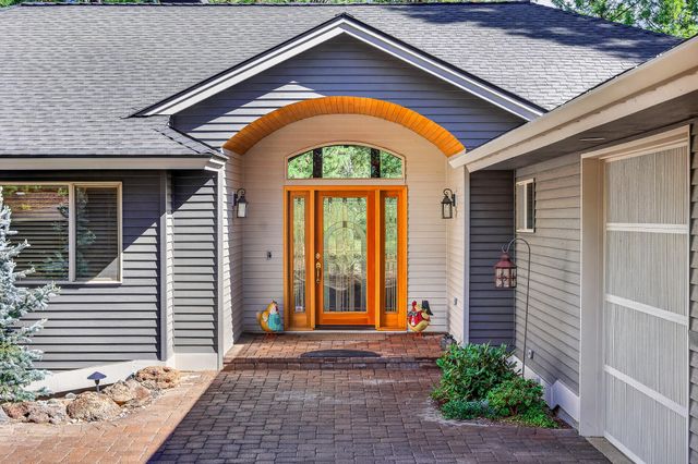 3534 NW McCready Drive, Bend, OR 97703