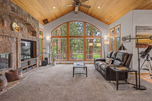3534 NW McCready Drive, Bend, OR 97703