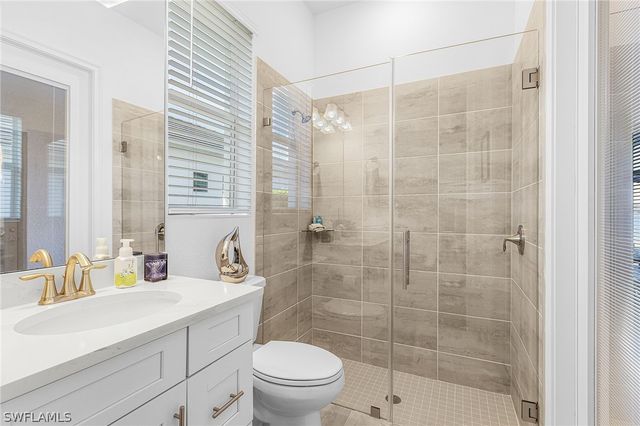 13832 Blue Bay CIR, Fort Myers, FL 33913