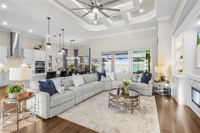 13832 Blue Bay CIR, Fort Myers, FL 33913