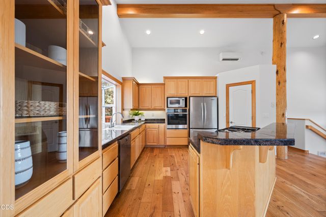 20780 Mira Circle, Bend, OR 97703
