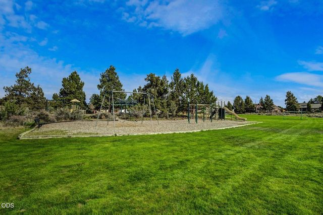 20780 Mira Circle, Bend, OR 97703