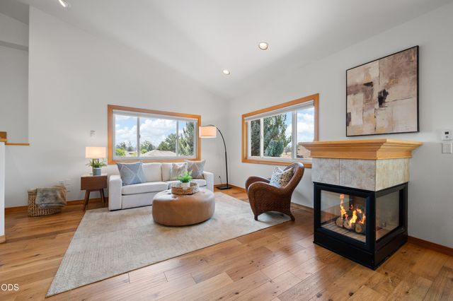 20780 Mira Circle, Bend, OR 97703