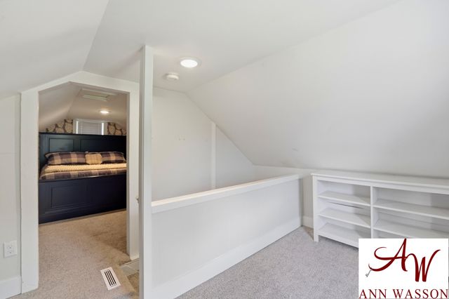 1044 S Bridge Street, Belding, MI 48809
