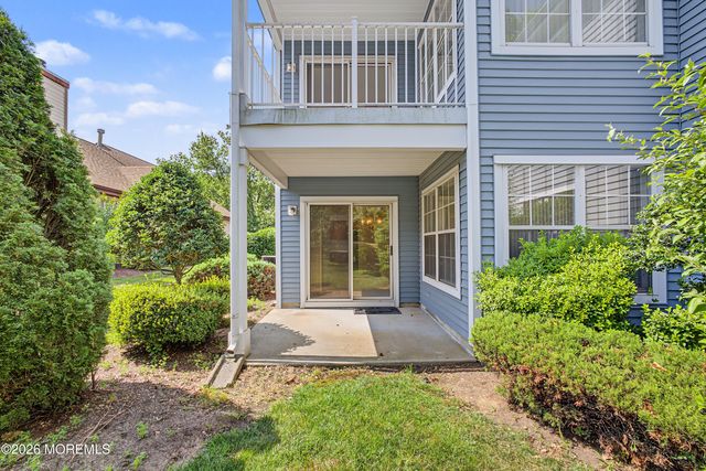 13 Ashbourne Drive A, Monroe, NJ 08831