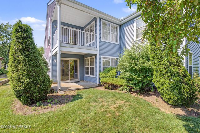 13 Ashbourne Drive A, Monroe, NJ 08831