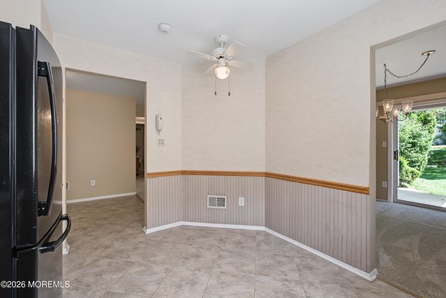 13 Ashbourne Drive A, Monroe, NJ 08831