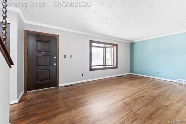 25839 Fairgrove Street, Woodhaven, MI 48183