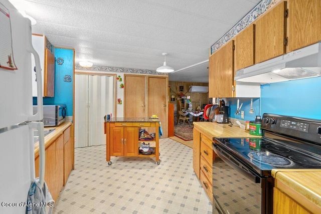 136 Delphi Ln, St. Maries, ID 83861