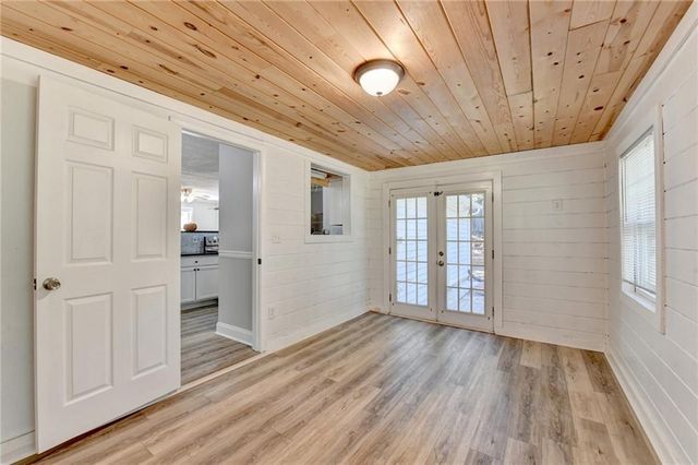 1291 Sommerset Drive, Lawrenceville, GA 30043