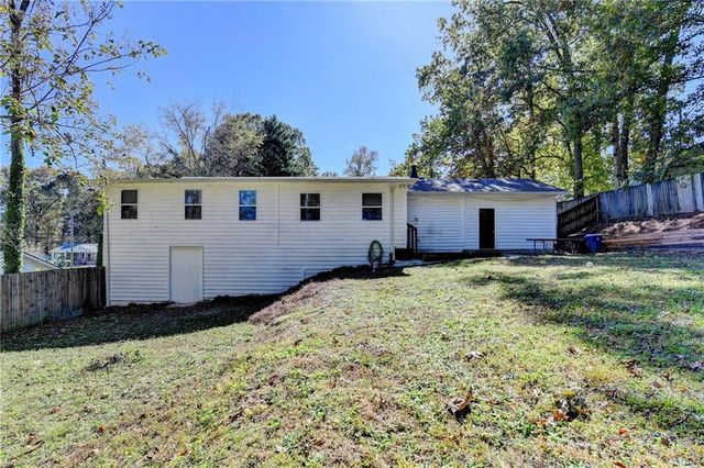 1291 Sommerset Drive, Lawrenceville, GA 30043