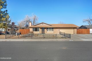 240 E Gault Way, Sparks, NV 89431