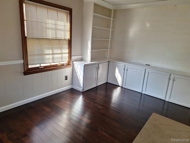 610 W 4th Street, Royal Oak, MI 48067