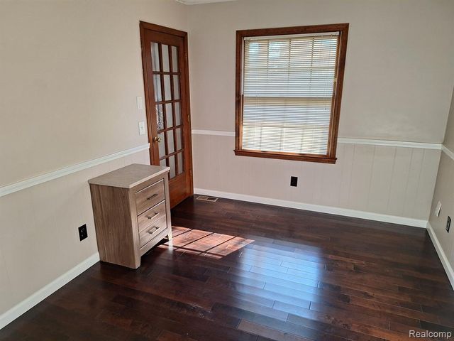 610 W 4th Street, Royal Oak, MI 48067