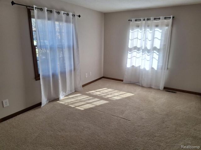 610 W 4th Street, Royal Oak, MI 48067