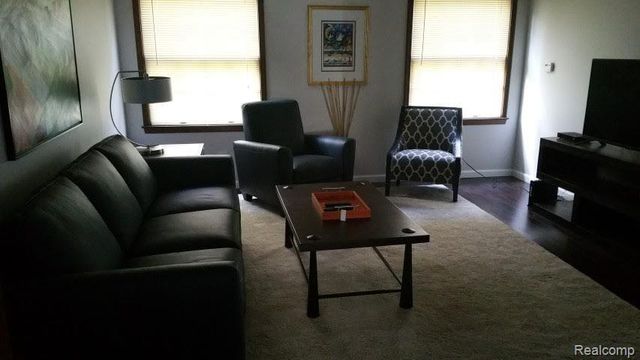 610 W 4th Street, Royal Oak, MI 48067