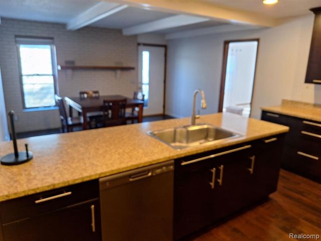 610 W 4th Street, Royal Oak, MI 48067