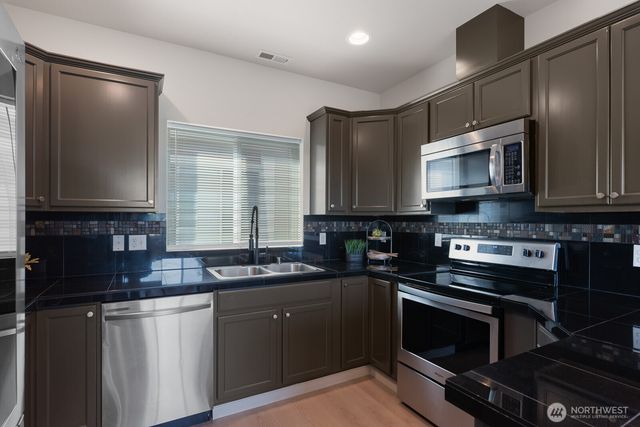 10004 12TH DR SE, Everett, WA 98208