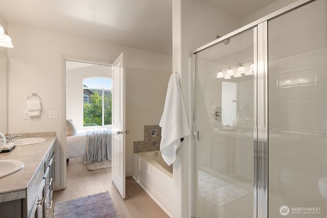 10004 12TH DR SE, Everett, WA 98208
