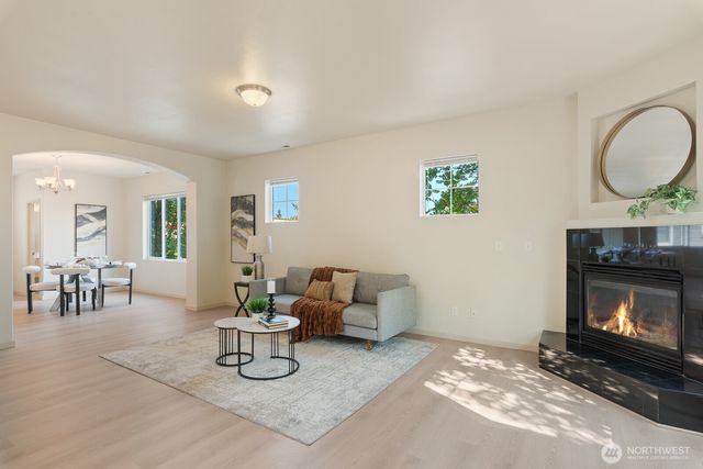 10004 12TH DR SE, Everett, WA 98208