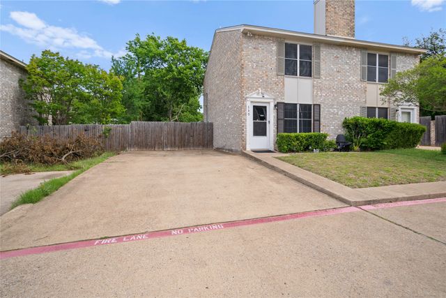 139 Graystone Place, Duncanville, TX 75137