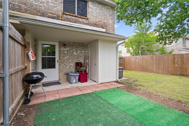 139 Graystone Place, Duncanville, TX 75137