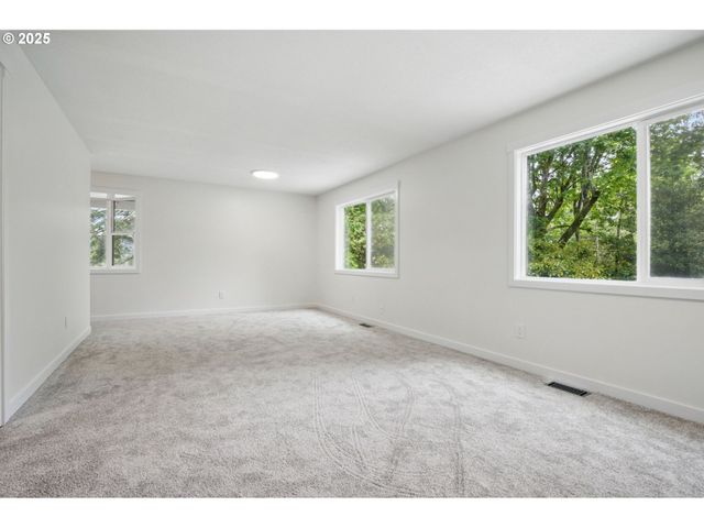 7195 Sw LARA St, Portland, OR 97223