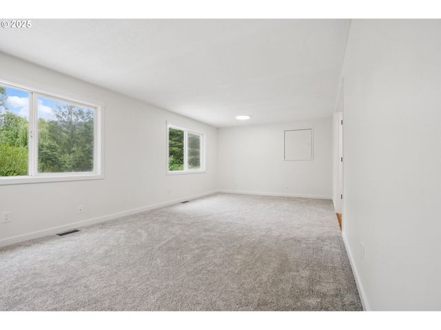 7195 Sw LARA St, Portland, OR 97223