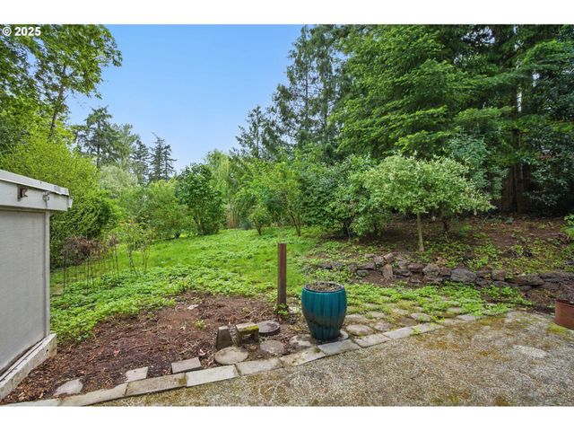 7195 Sw LARA St, Portland, OR 97223