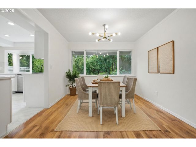 7195 Sw LARA St, Portland, OR 97223