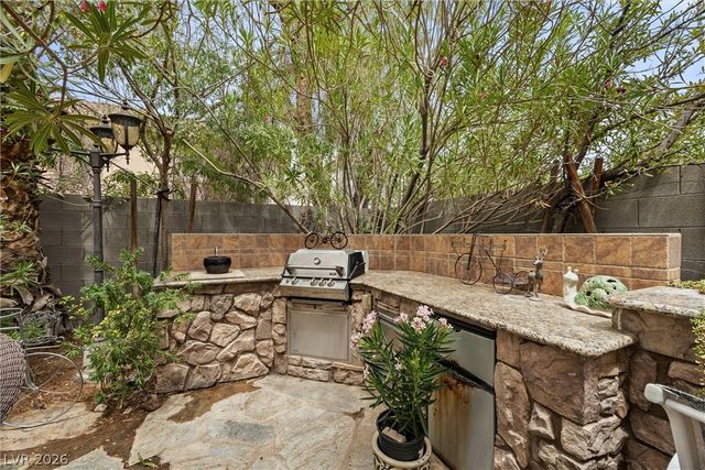 36 Misty Springs Court, Las Vegas, NV 89148