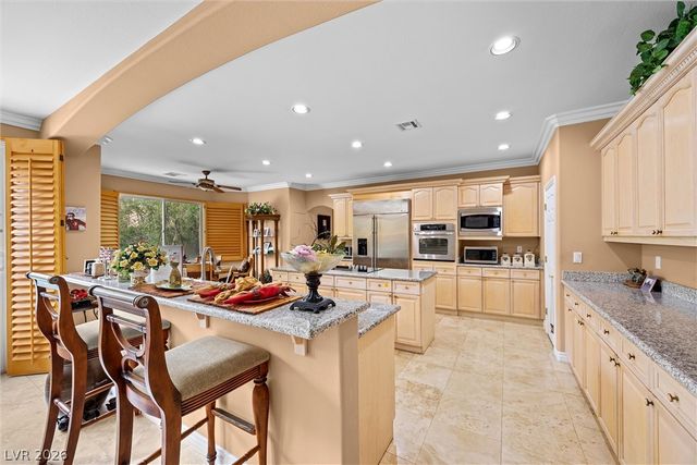 36 Misty Springs Court, Las Vegas, NV 89148