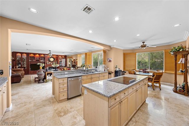 36 Misty Springs Court, Las Vegas, NV 89148
