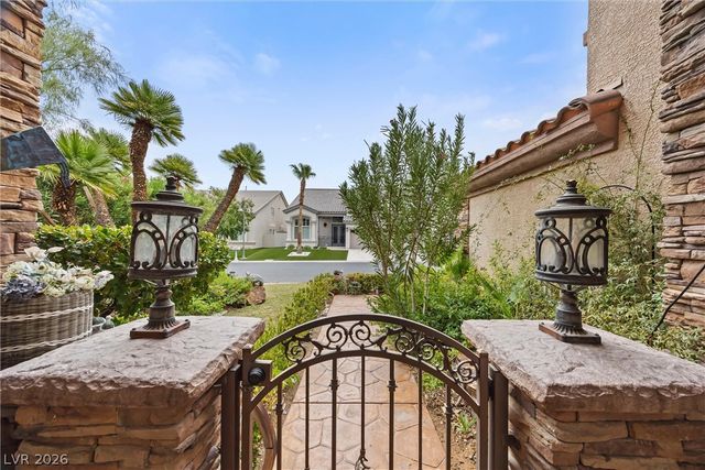36 Misty Springs Court, Las Vegas, NV 89148