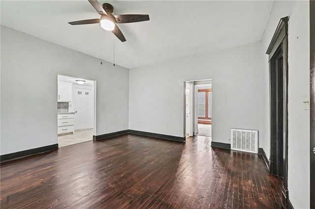 308 S Bridge Street, Smithville, MO 64089