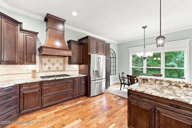 7518 Beechspring Farm Blvd, Louisville, KY 40241