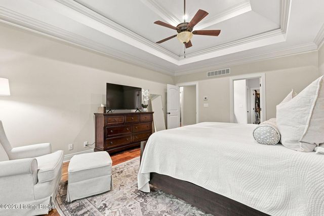 7518 Beechspring Farm Blvd, Louisville, KY 40241
