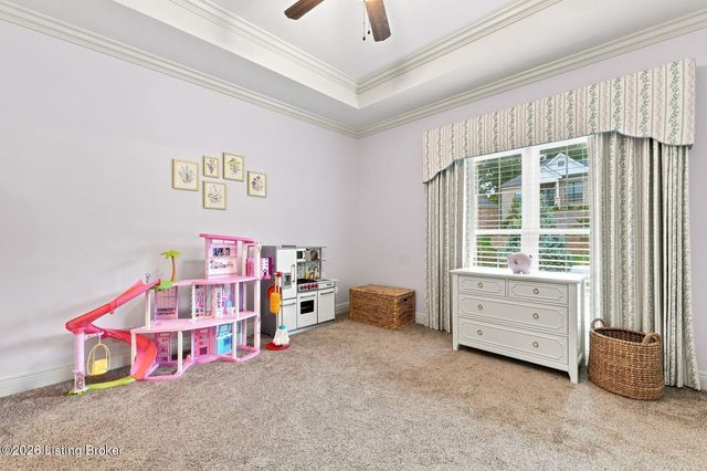7518 Beechspring Farm Blvd, Louisville, KY 40241