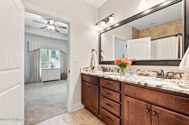 7518 Beechspring Farm Blvd, Louisville, KY 40241
