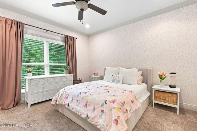 7518 Beechspring Farm Blvd, Louisville, KY 40241