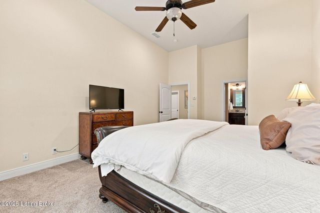 7518 Beechspring Farm Blvd, Louisville, KY 40241