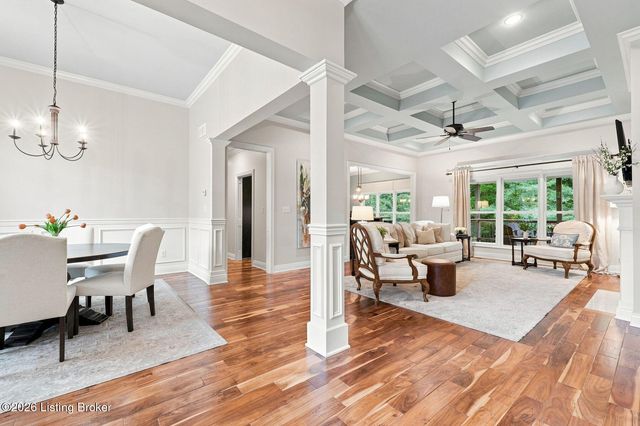7518 Beechspring Farm Blvd, Louisville, KY 40241