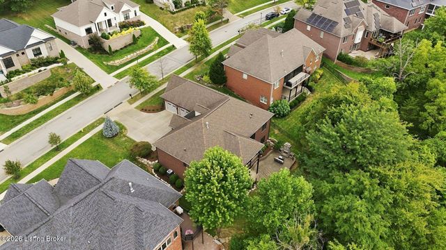 7518 Beechspring Farm Blvd, Louisville, KY 40241