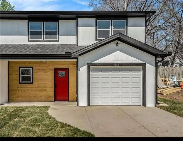 508 W Shawnee Street, Paola, KS 66071