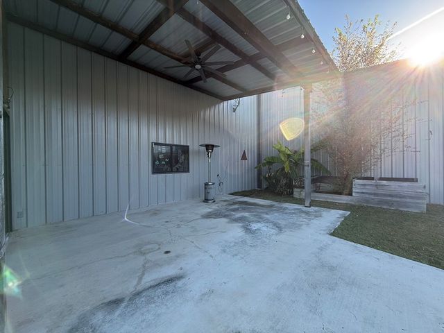 150 Dowling Rd, Ingram, TX 78025