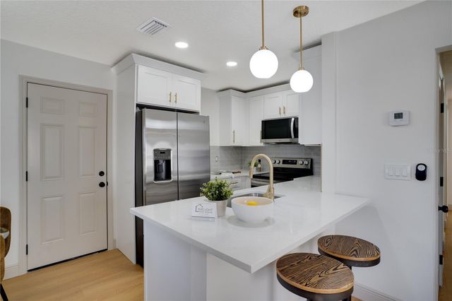 8155 65TH WAY N, Pinellas Park, FL 33781