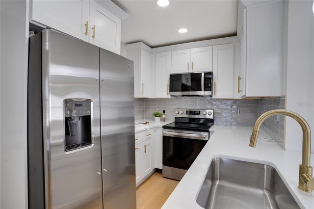 8155 65TH WAY N, Pinellas Park, FL 33781