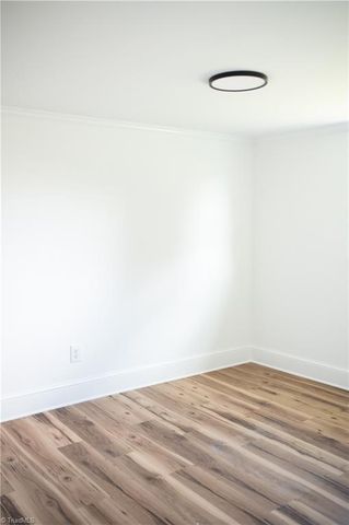 301 E Dalton Road, King, NC 27021